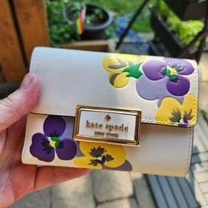 Kate Spade medium pansy wallet